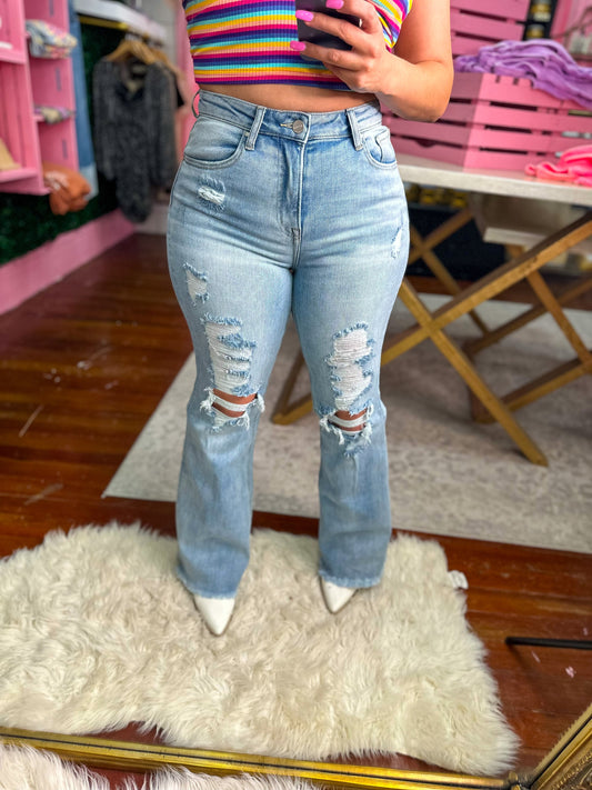 DISTRESSED FLARE JEANS - 5024